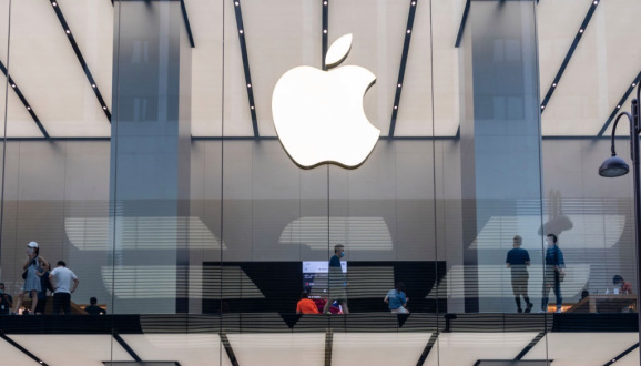 Apple store seen in Hong Kong. (Photo by Budrul Chukrut/SOPA Images/LightRocket via Getty Images)